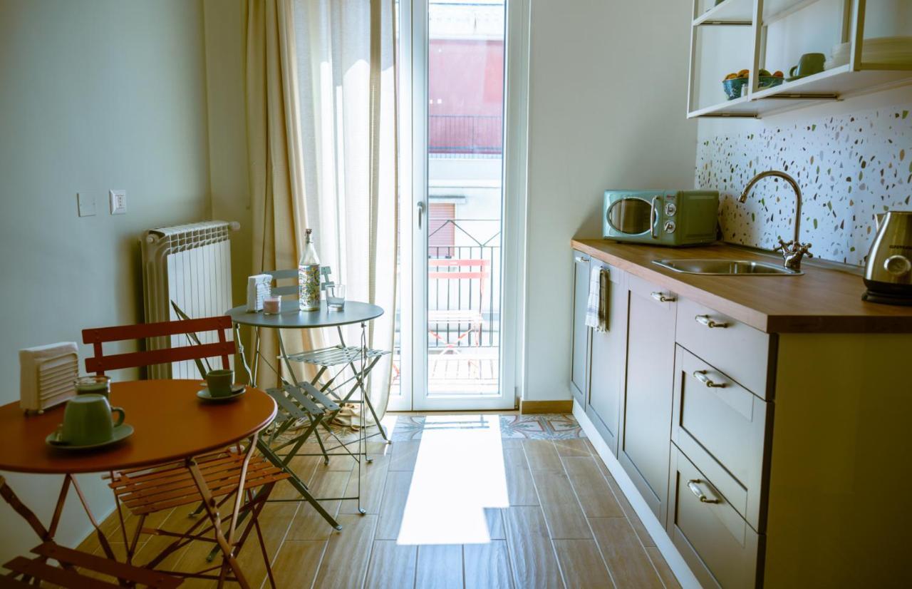 Bella Fatta Guest House - Boutique Apartment Бари Екстериор снимка